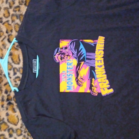 TORRID 2 BLACK SHORT-SLEEVED GRAPHIC TSHIRT (FRANKENSTEIN) - Picture 10 of 11